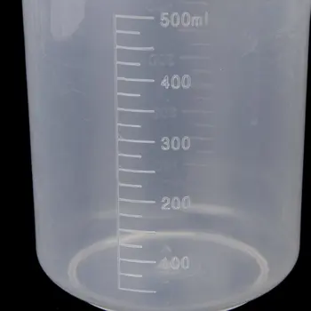 прозрачный градуированный стакан объемом 500 мл